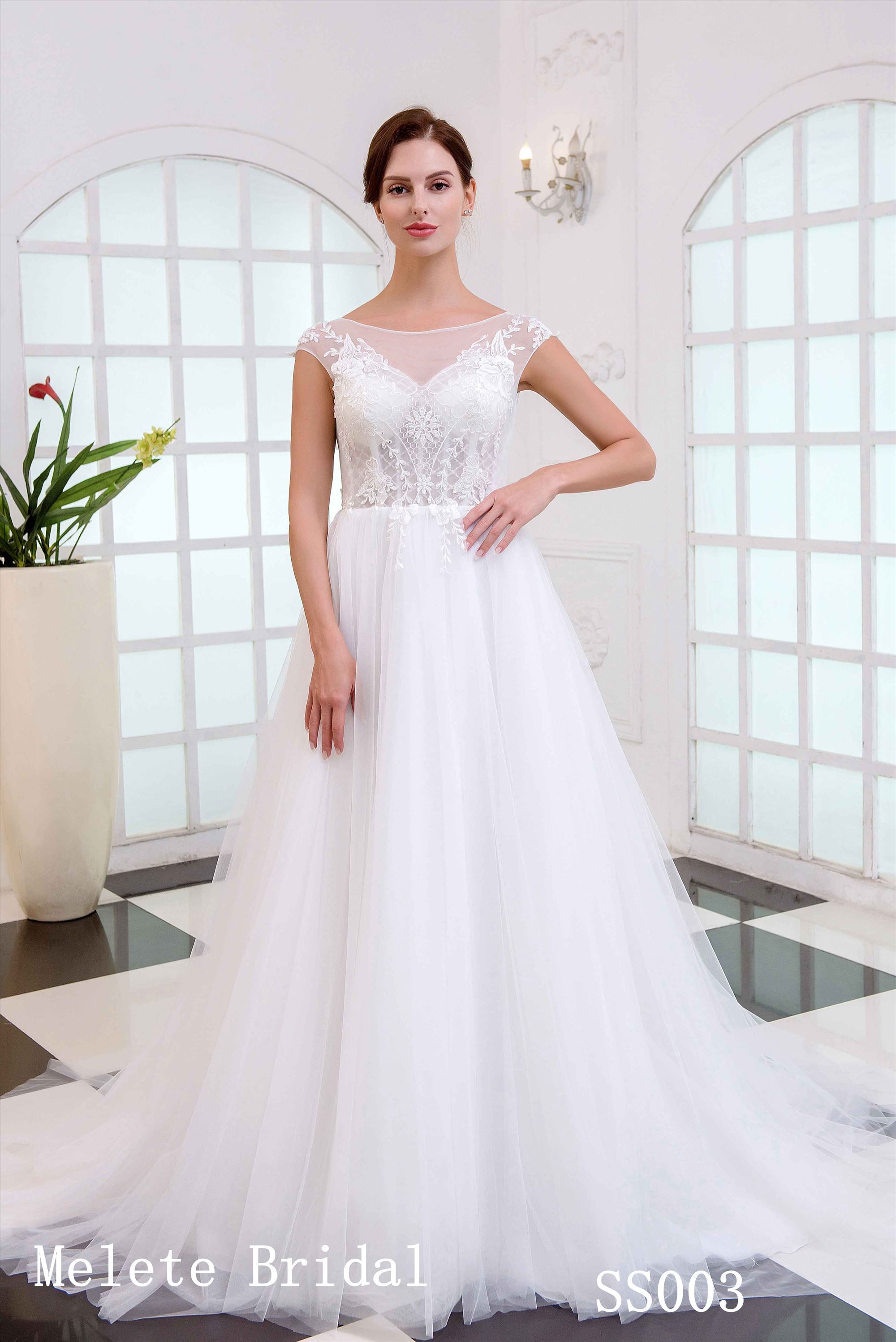 Cap sleeves light design bridal gown beach garden style wedding dress