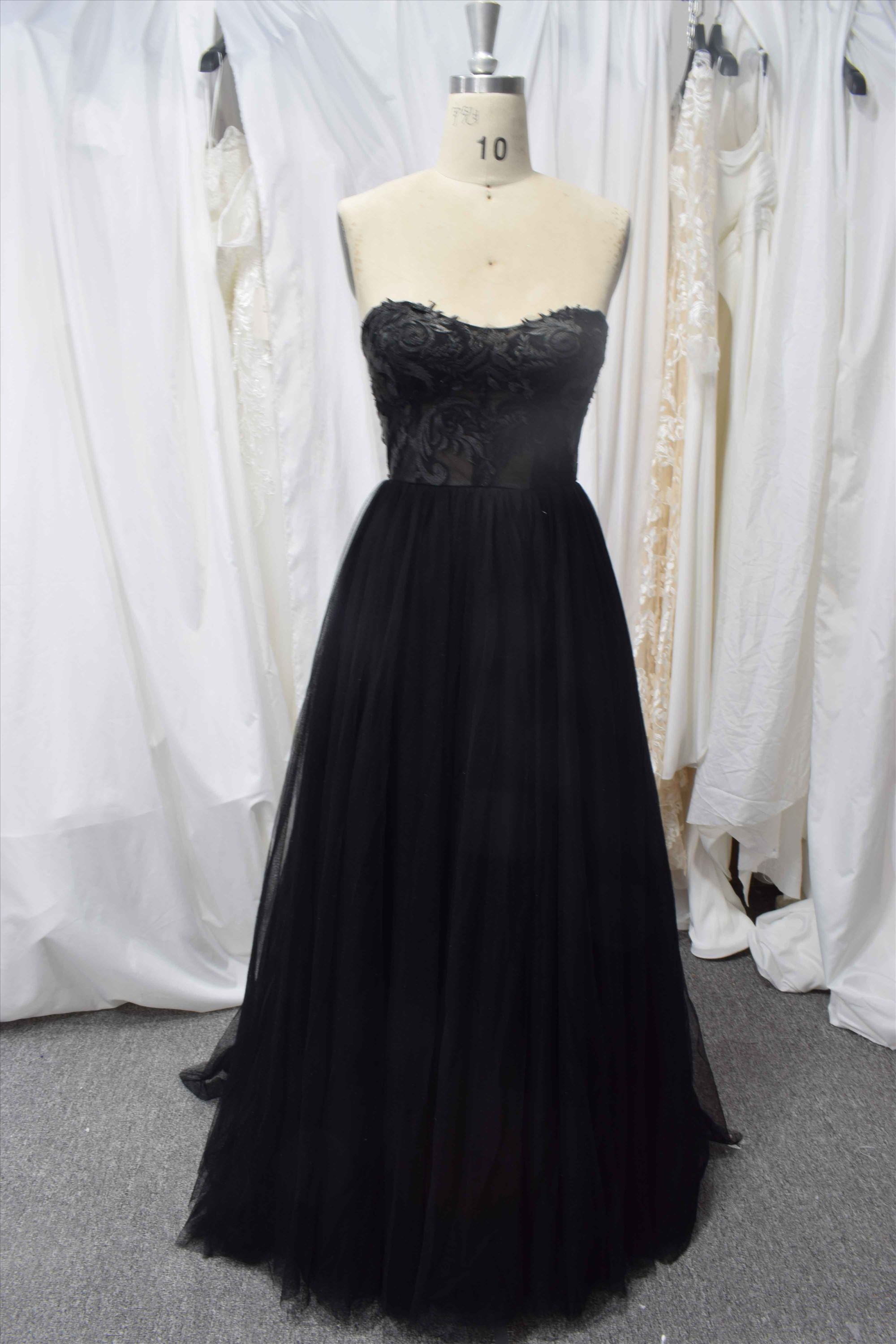 Black color A line wedding dress soft tulle light wedding gown