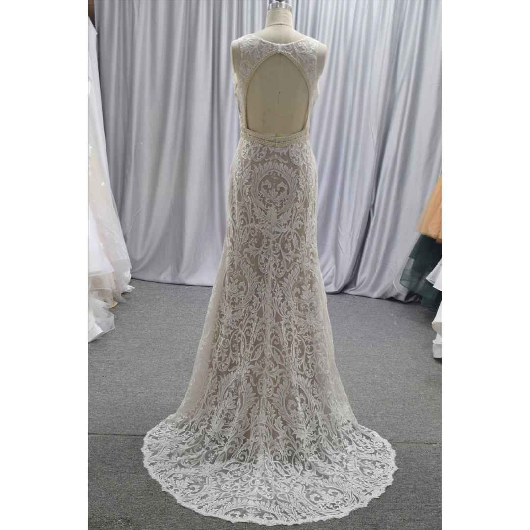 Skin color new arrival mermaid bridal gown with key hole back