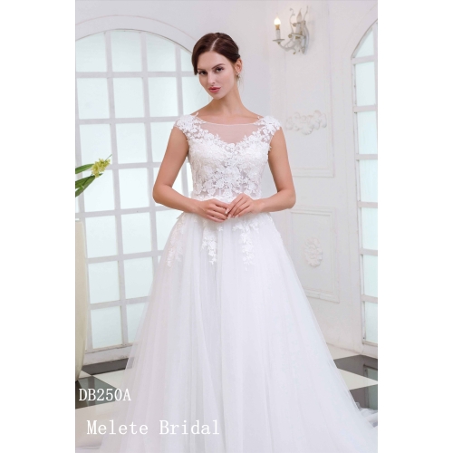 3D flowers cap sleeves light design bridal gown beach garden style wedding dress