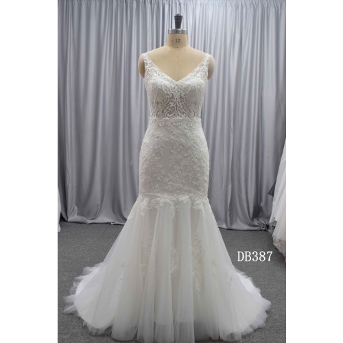 V neckline mermaid bridal gown custom made wedding dress