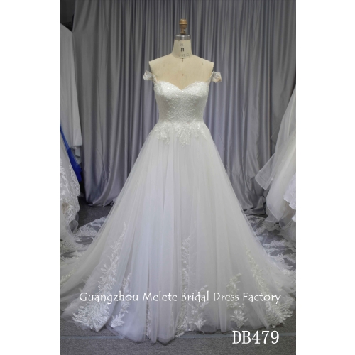 Elegant A line bridal gown with detachable lace train