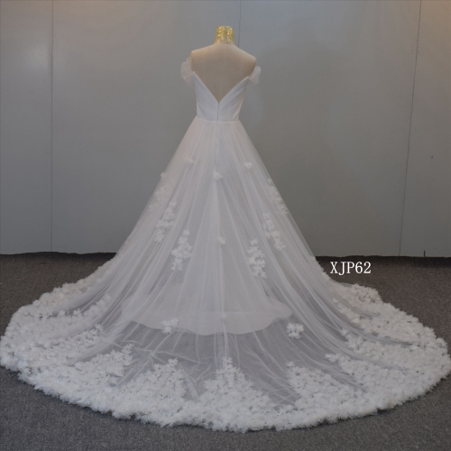 Custom Sexy Sleeveless Tulle Bridal Dress With Lace Train Wedding Dress From China