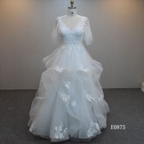Lastest design Ball Gown bridal dress guangzhou factory made elegant Tulle bridal dress