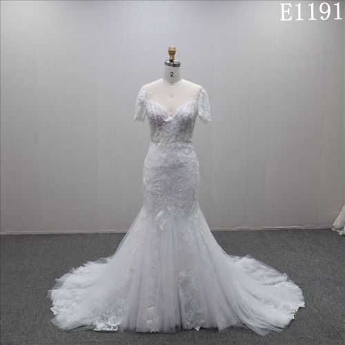 Factory supply Romantic Trumpet Boat neck bridal dress  lace appliqued  wedding dress