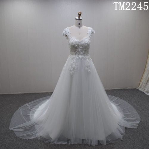 Generous  A-line lace appliqued U-neck flower cap sleeve wedding dress