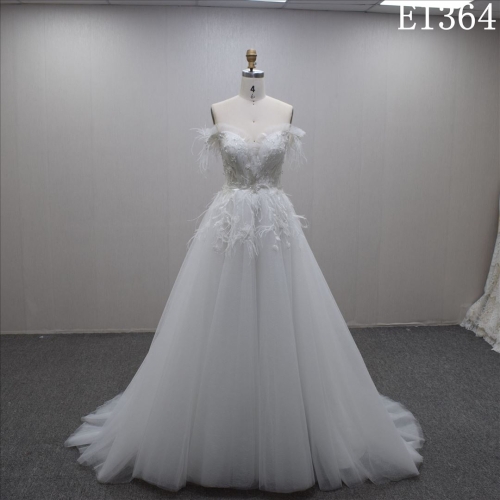 Exquisite High Quality  Sweetheart  Lace Flower Tulle Wedding Dress