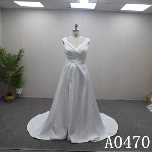 Special Design V-neck With bow A-line Hand Made wedding Dress