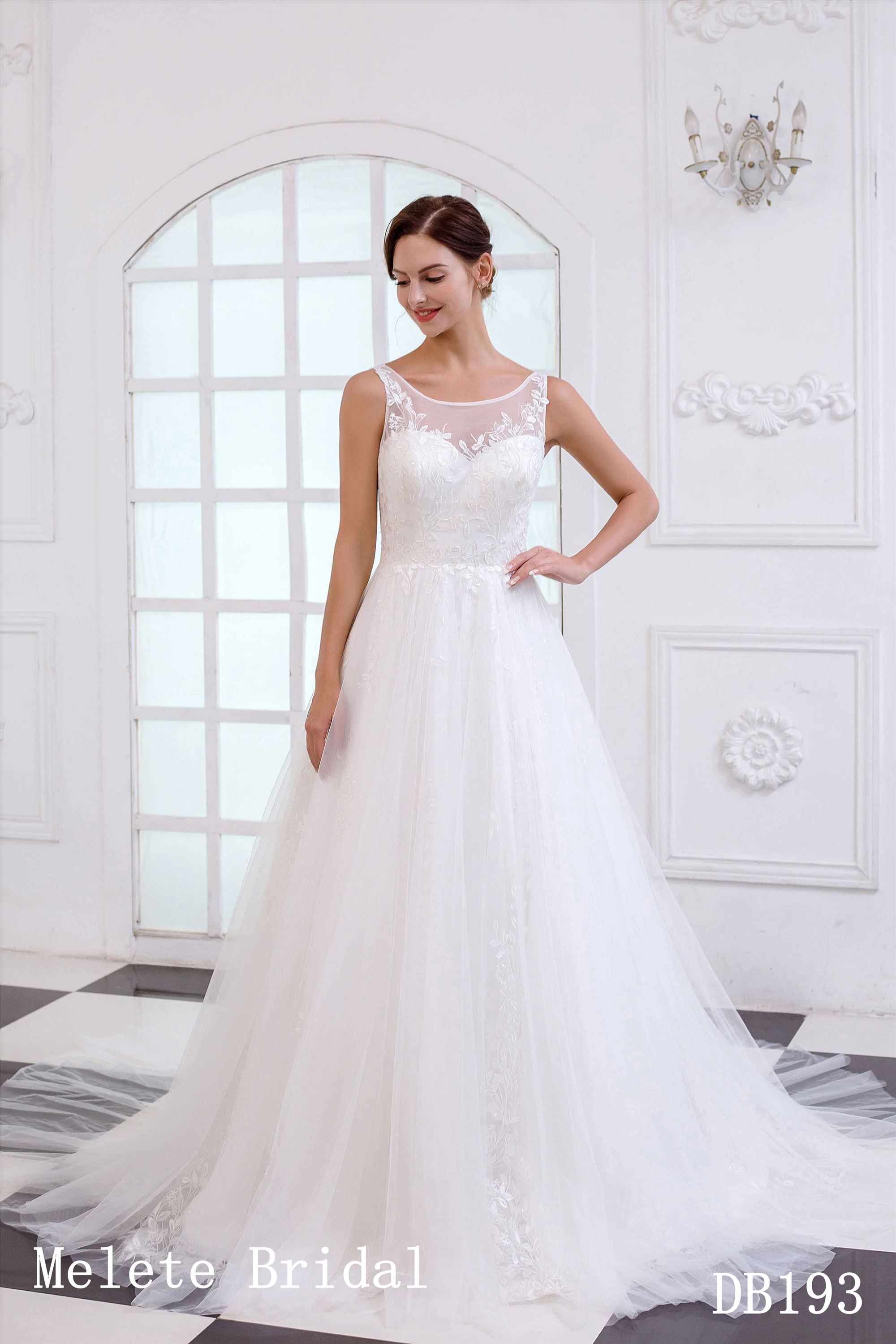 DB193 Open back beach style lace A line elegant factory made bridal gown