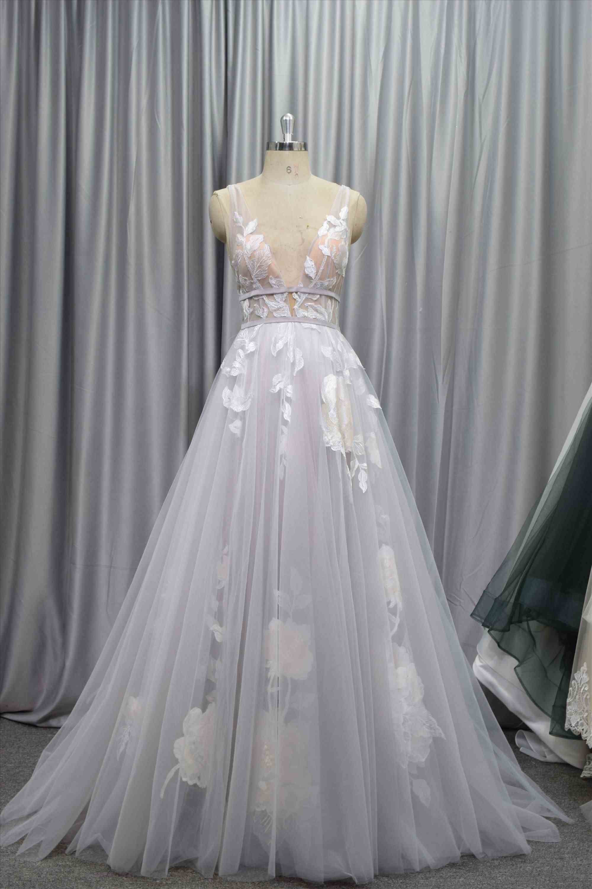 New design V neckline low back sexy boho wedding dress