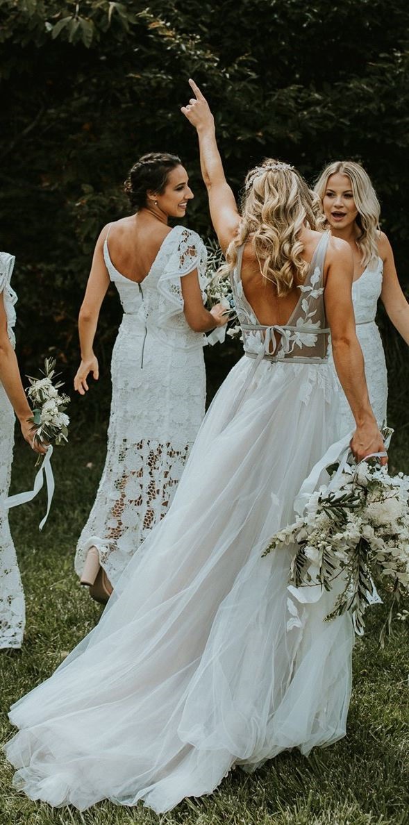 New design V neckline low back sexy boho wedding dress