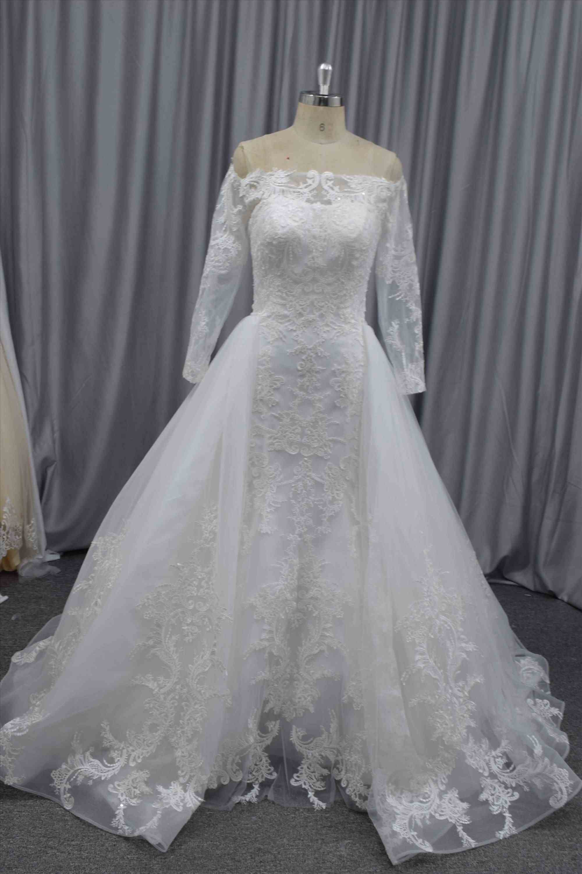 Fashion Design long sleeves straight neckline wholesale price wedding dress
