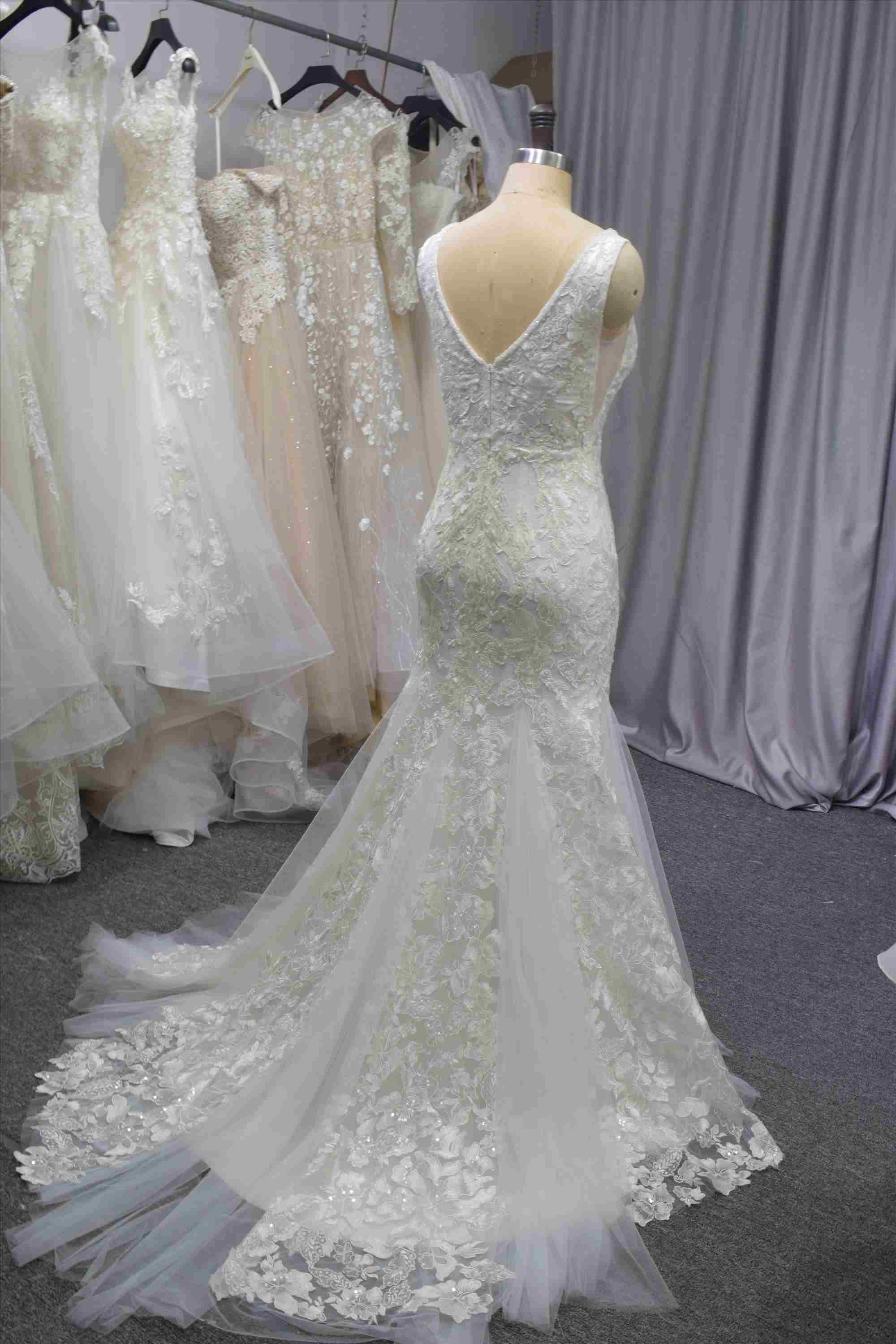 Light bridal gown new design lace wedding dress