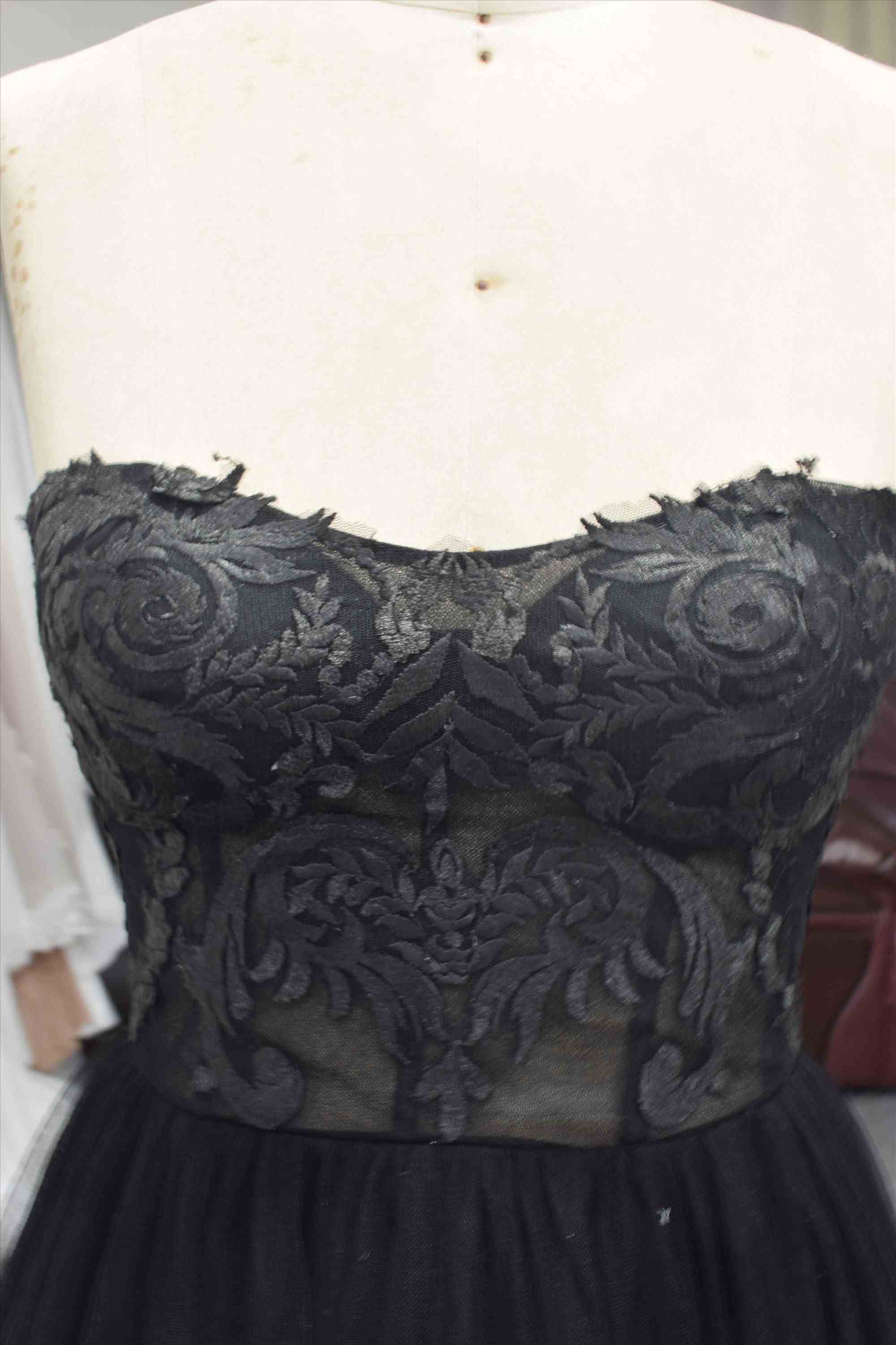 Black color A line wedding dress soft tulle light wedding gown