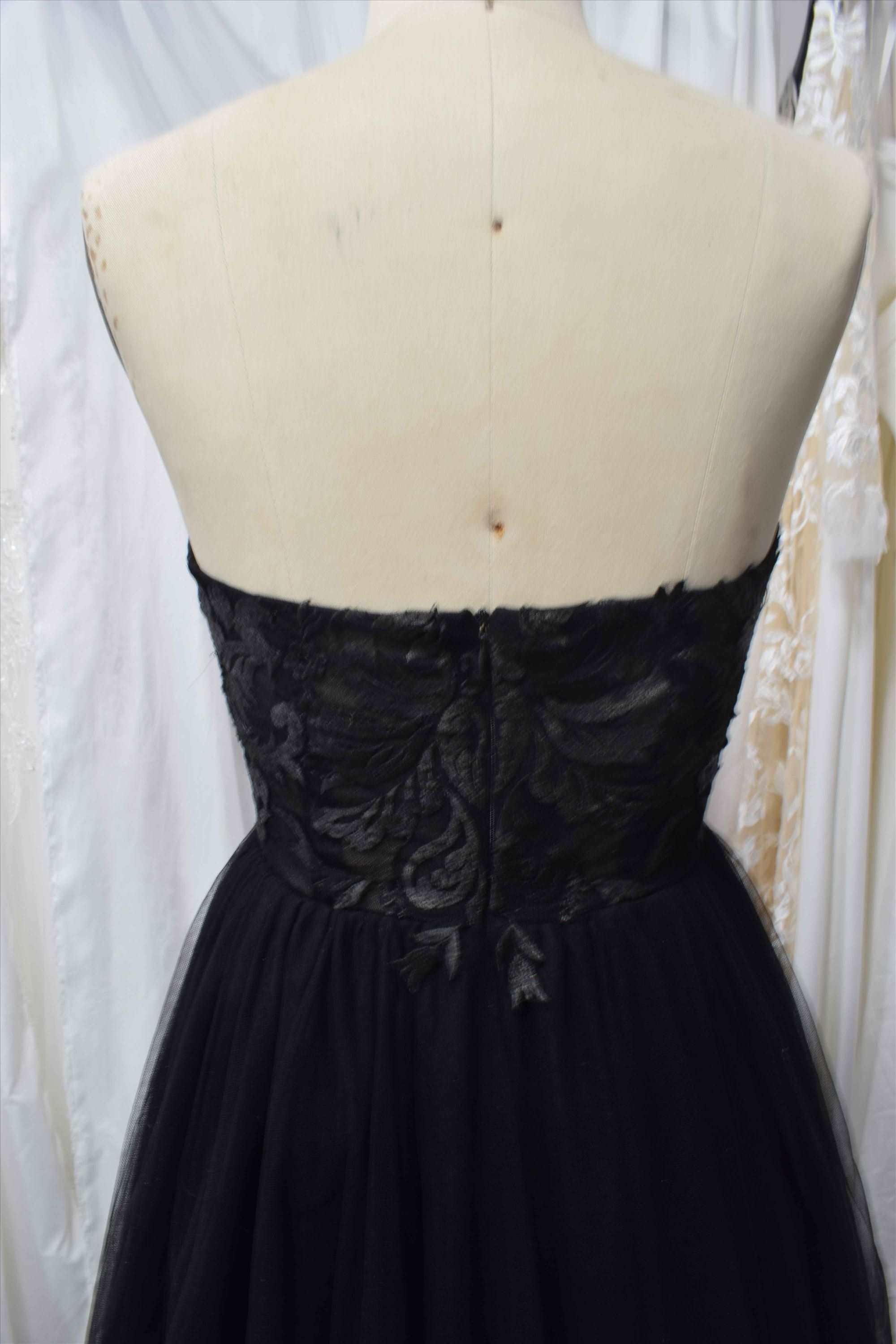 Black color A line wedding dress soft tulle light wedding gown