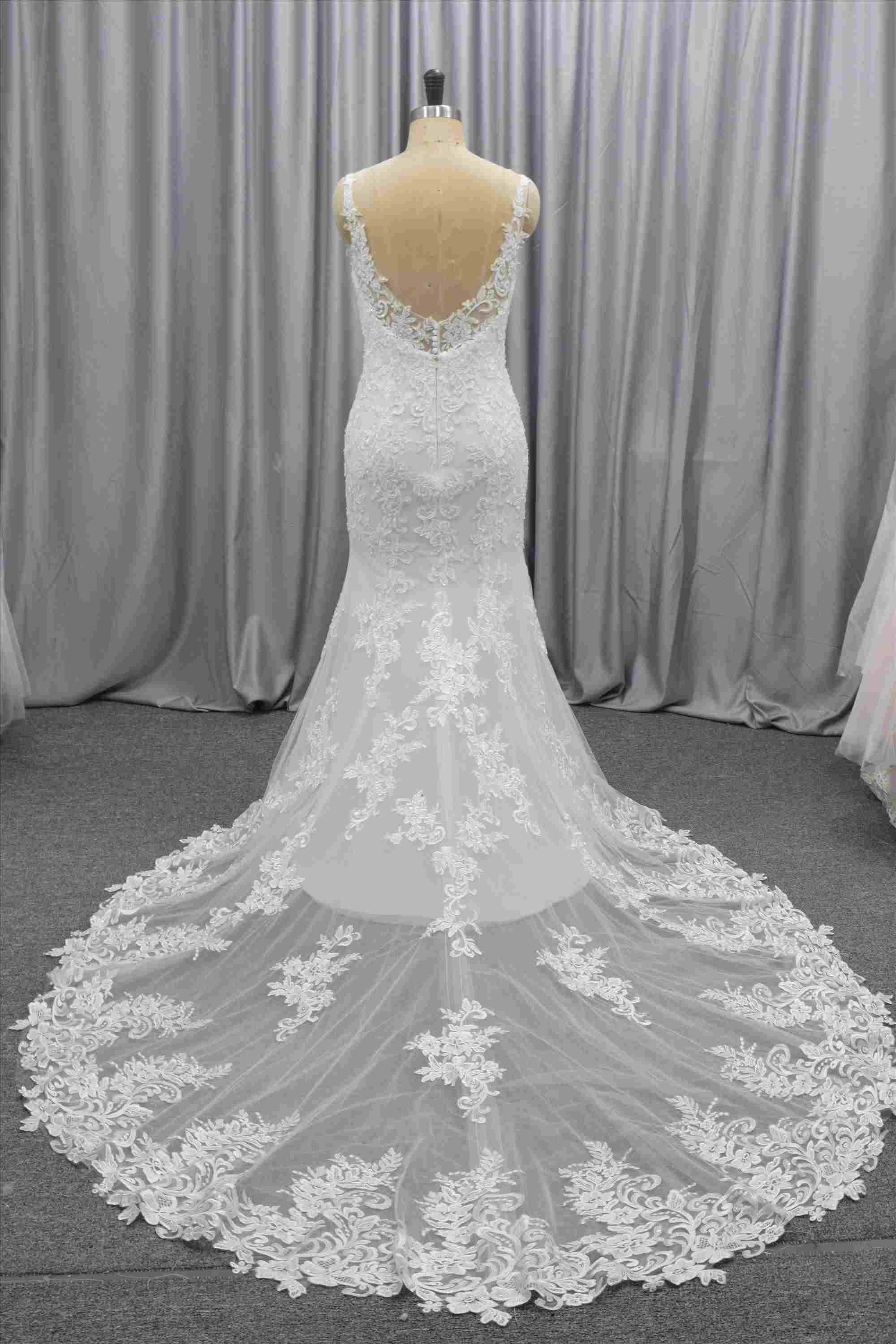 Sweetheart neckline low back classical wedding dress