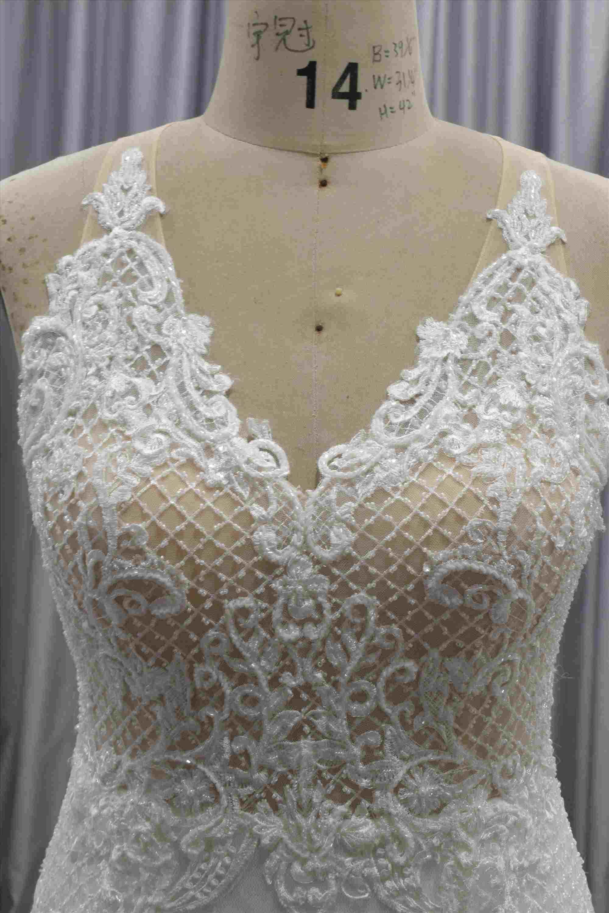 Feminine Gorgeous Mermaid wedding dress sexy fit and flair bridal gown