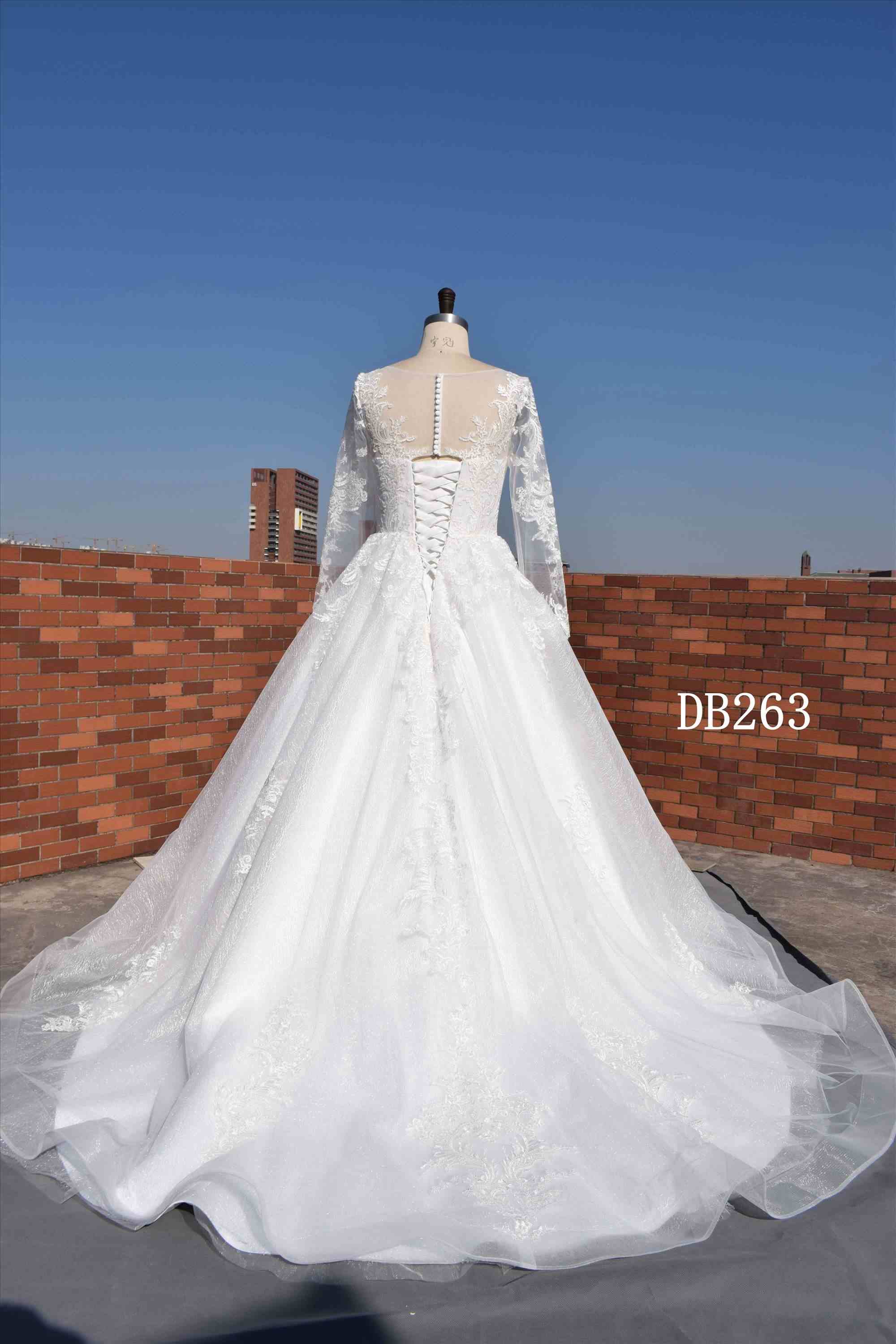 Long sleeves A line bridal gown wholesale price wedding dress