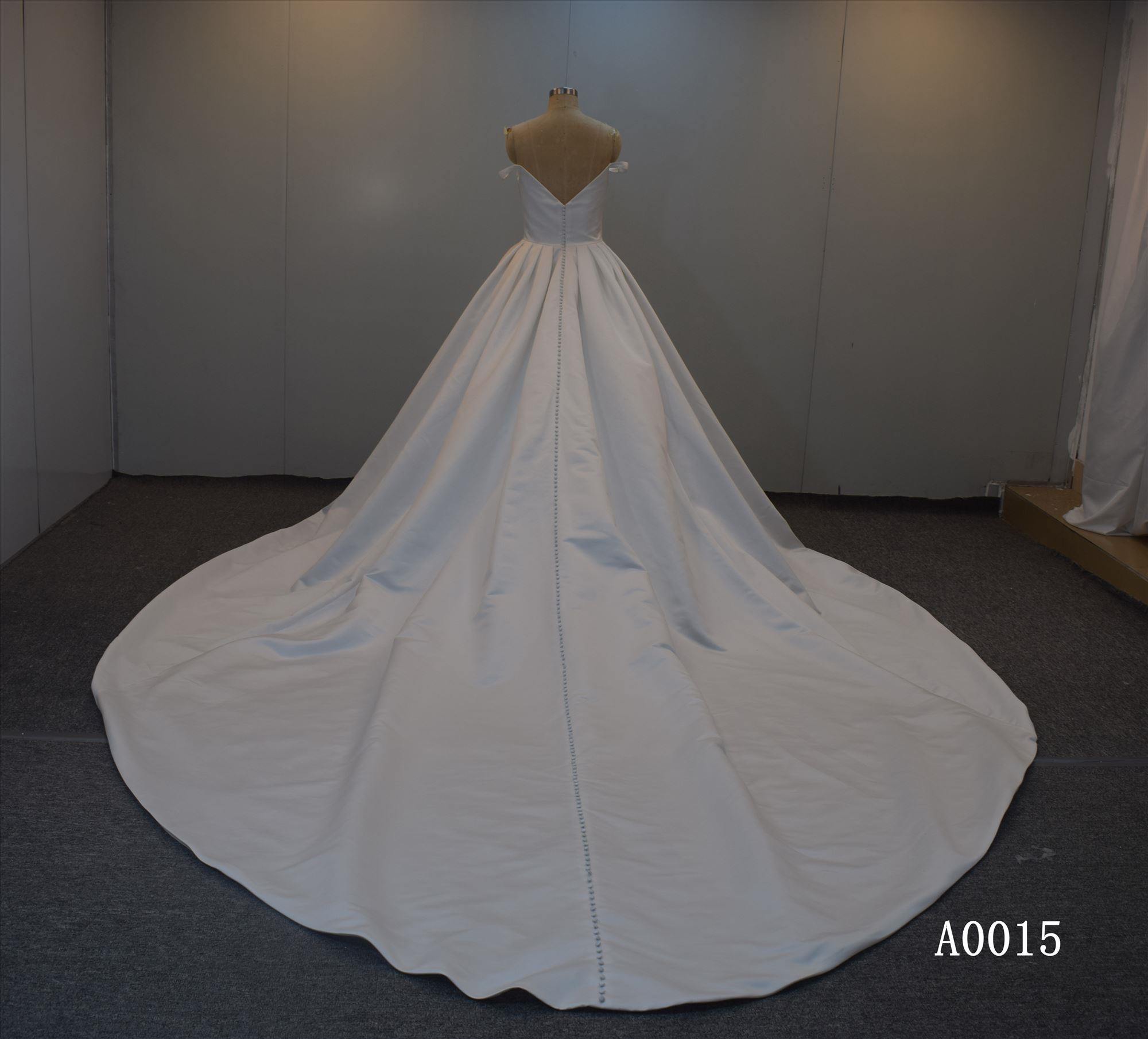 Satin  Bridal Gown Ball Gown Wedding Dress For Women