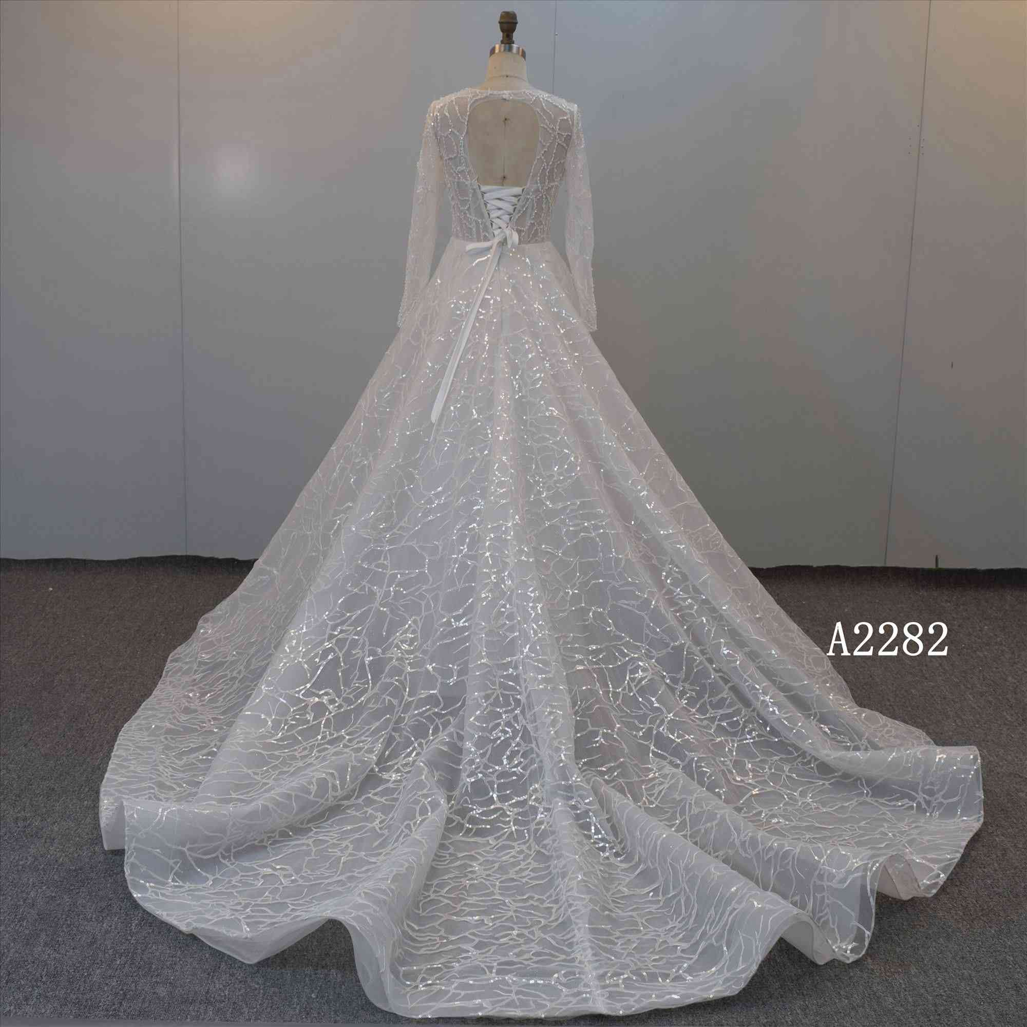 Made ivory white modern gorgeous organza ball gown wedding gown