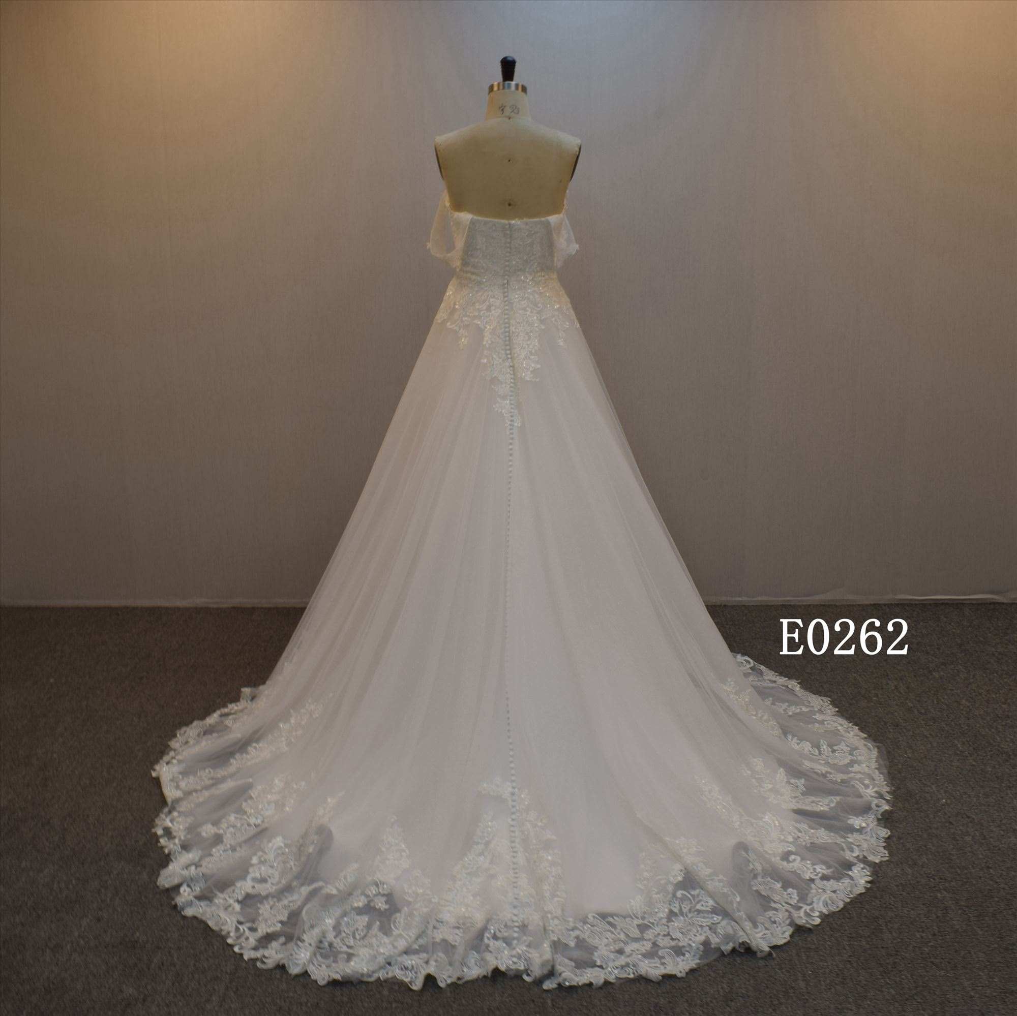 Sweetheart Wedding Dress With Triangular Tulle On The Chest Bridal Gown