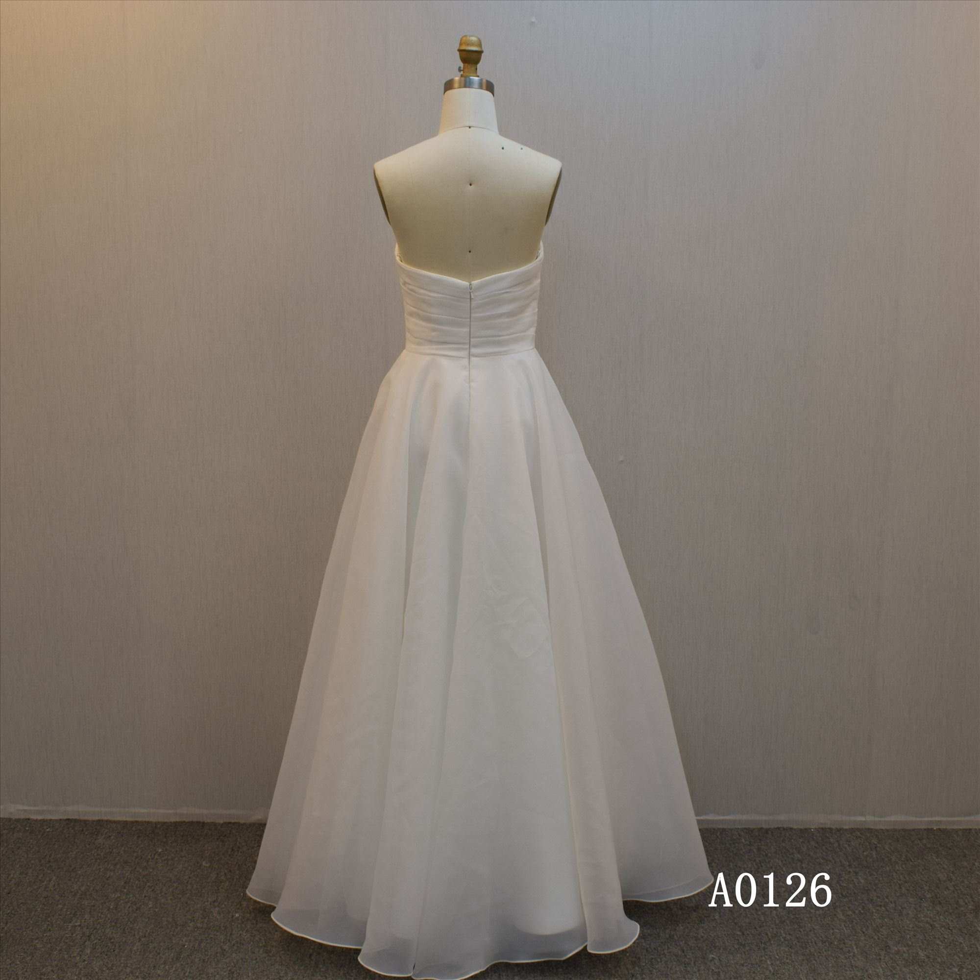 Simple Design A Line Organza Bridal Dress Sweetheart Neckline Wedding Dress