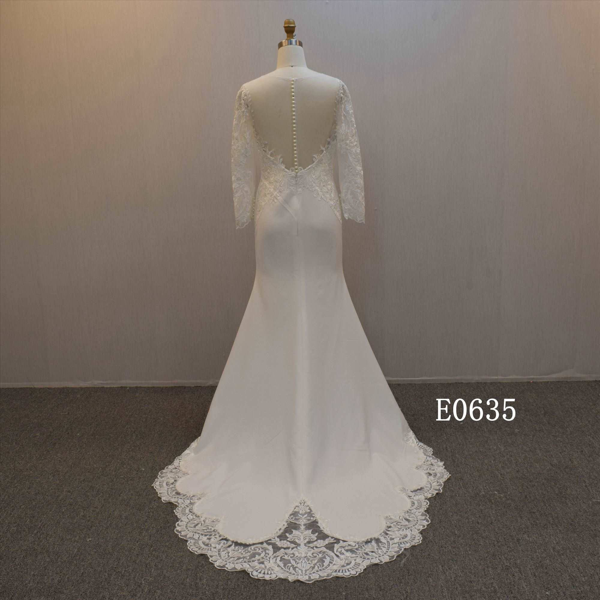 2022 Elegant Crepe Long Sleeves Mermaid Dress  Wedding Dress For Women