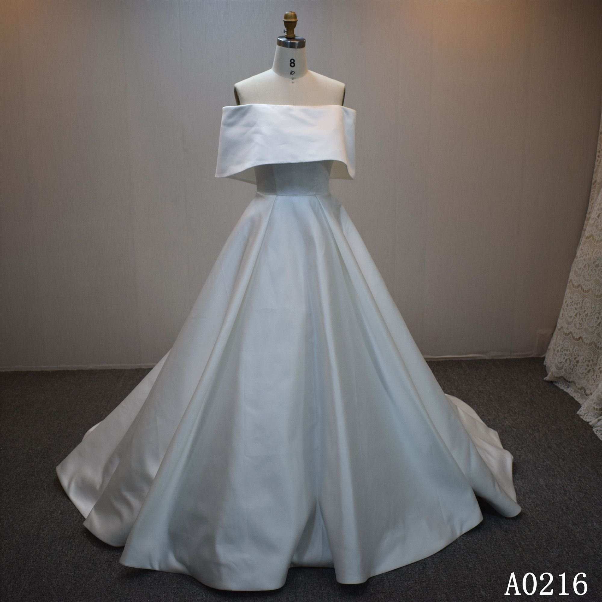 Lastest design A-line bridal dress guangzhou factory made elegant bridal dress