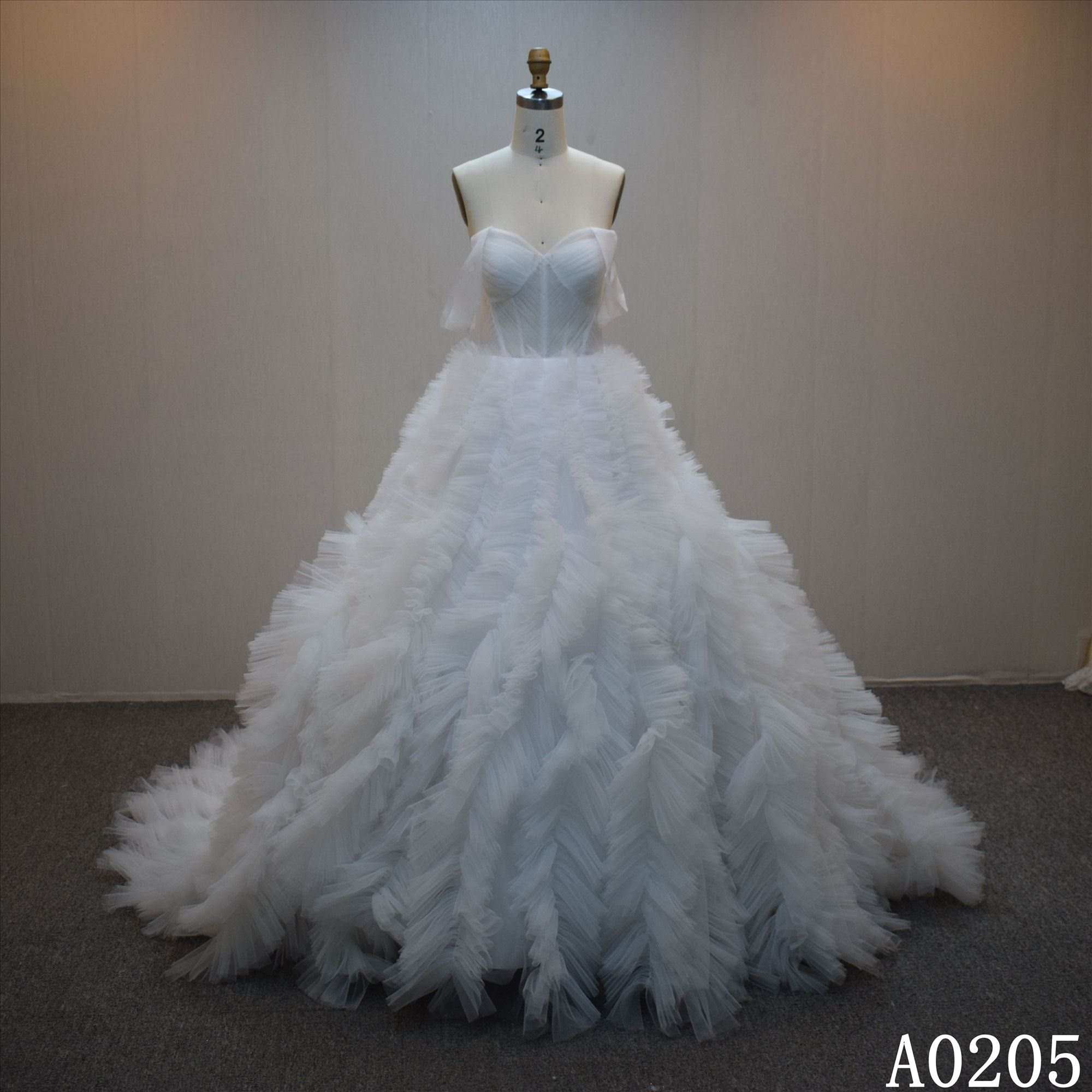 Lastest design Ball Gown bridal dress guangzhou factory made elegant bridal dress