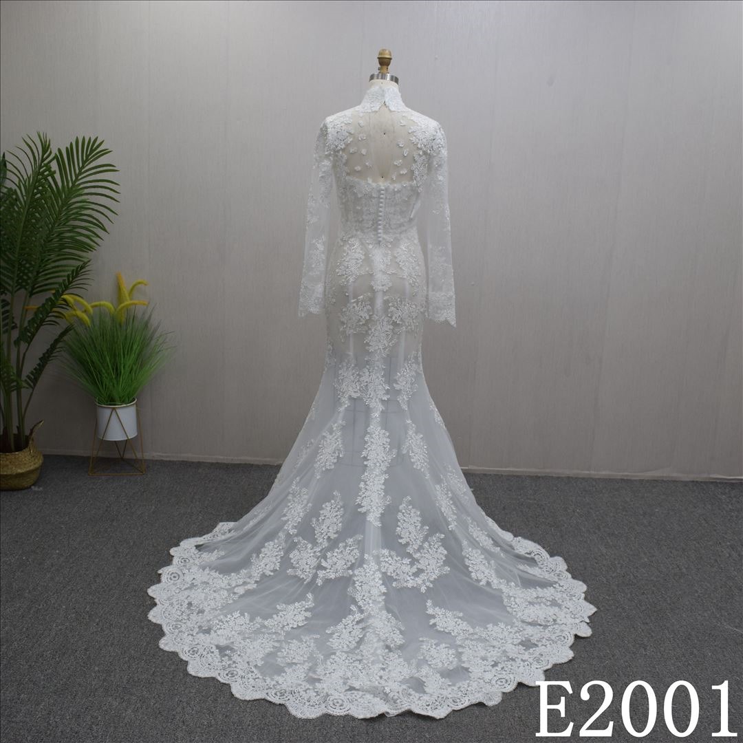 Two-piece wedding dress for the bride with hand made