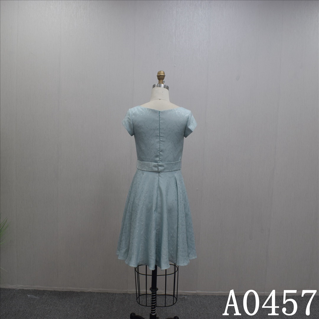 Special design short wedding dress with band