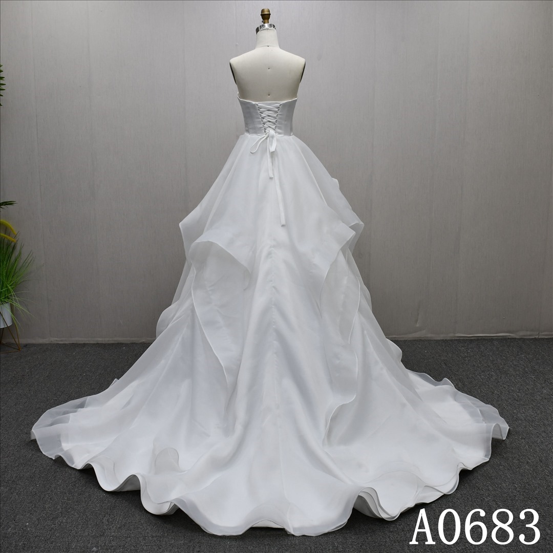 New Design Plain Sweetheart A-line Elegant Ball Gown High Quality Bridal Gown