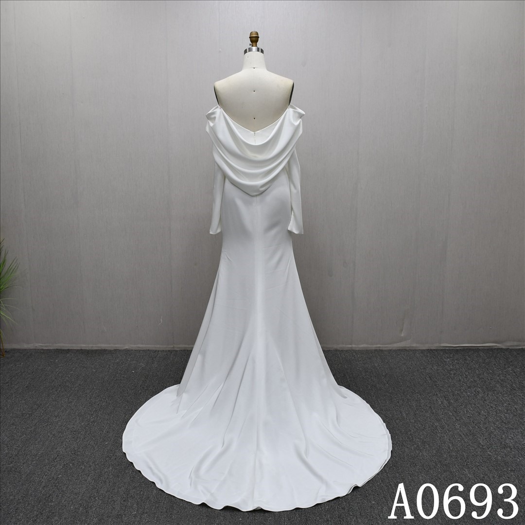 New Design Long Sleeve Plain Sheath Mermaid Pleat Elegant Bridal Gown
