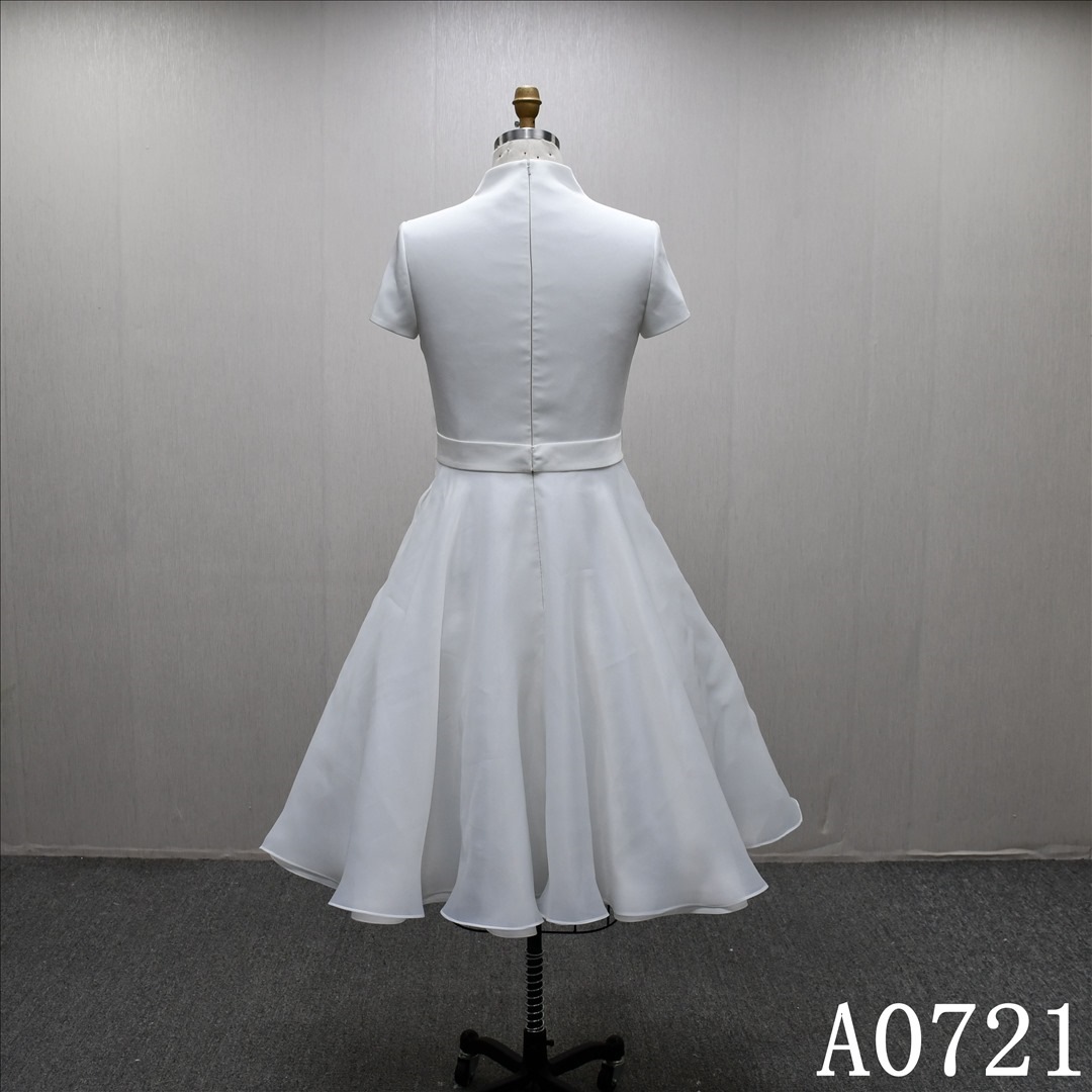 New Design High V-neckline Plain Elegant Gentle Short Skirt Bridal Gown