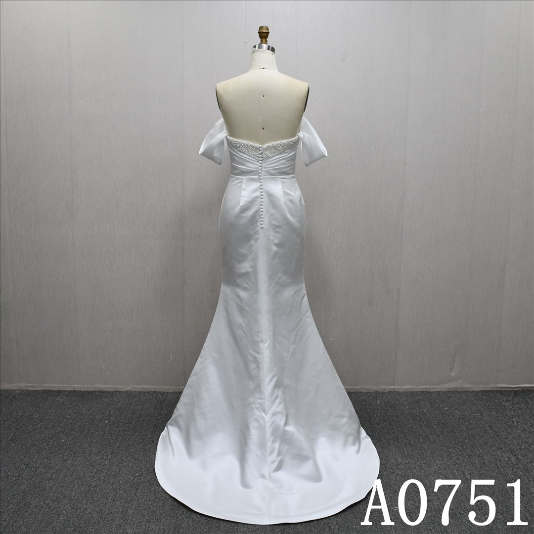 Hot-selling Sweetheart Neckline Beaded Pleat Sheath Mermaid Split Bridal Dress