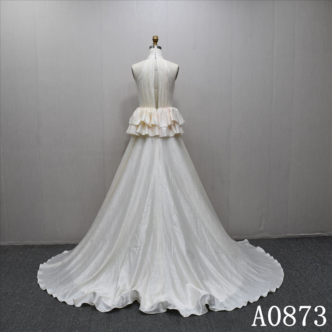 New design halter neckline elegant A-line popular wedding dress
