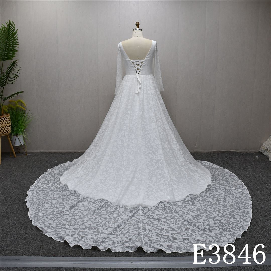 2025 Unique design lace elegant A-line dress with long sleeves, high quality
