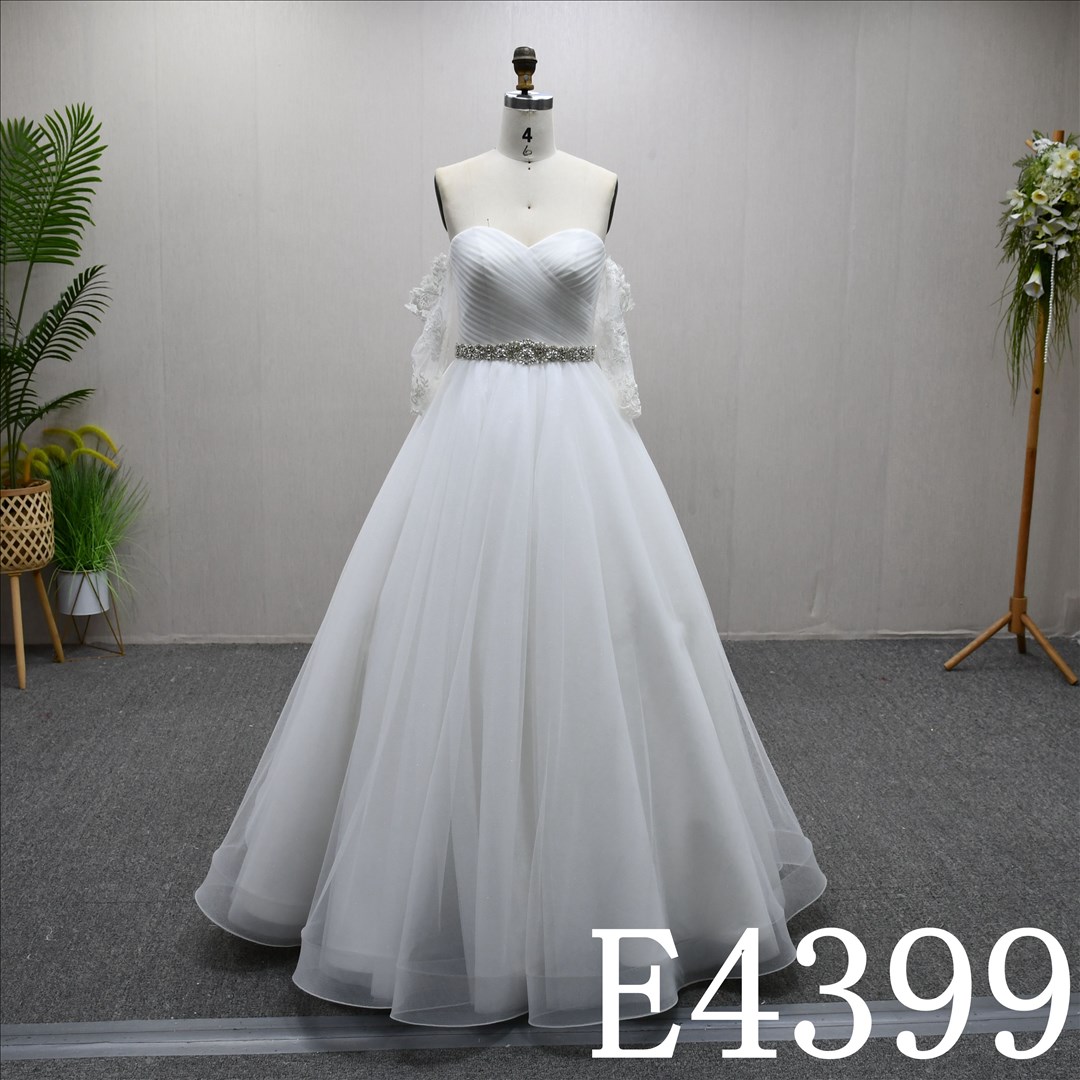 New Plain Sweetheart neckline Long sleeves Lace up back A-line wedding evening gown