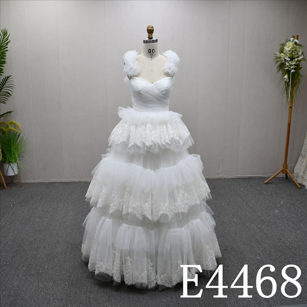 This Tulle Aline Sweetheart dress features a simple design with Lace Flower