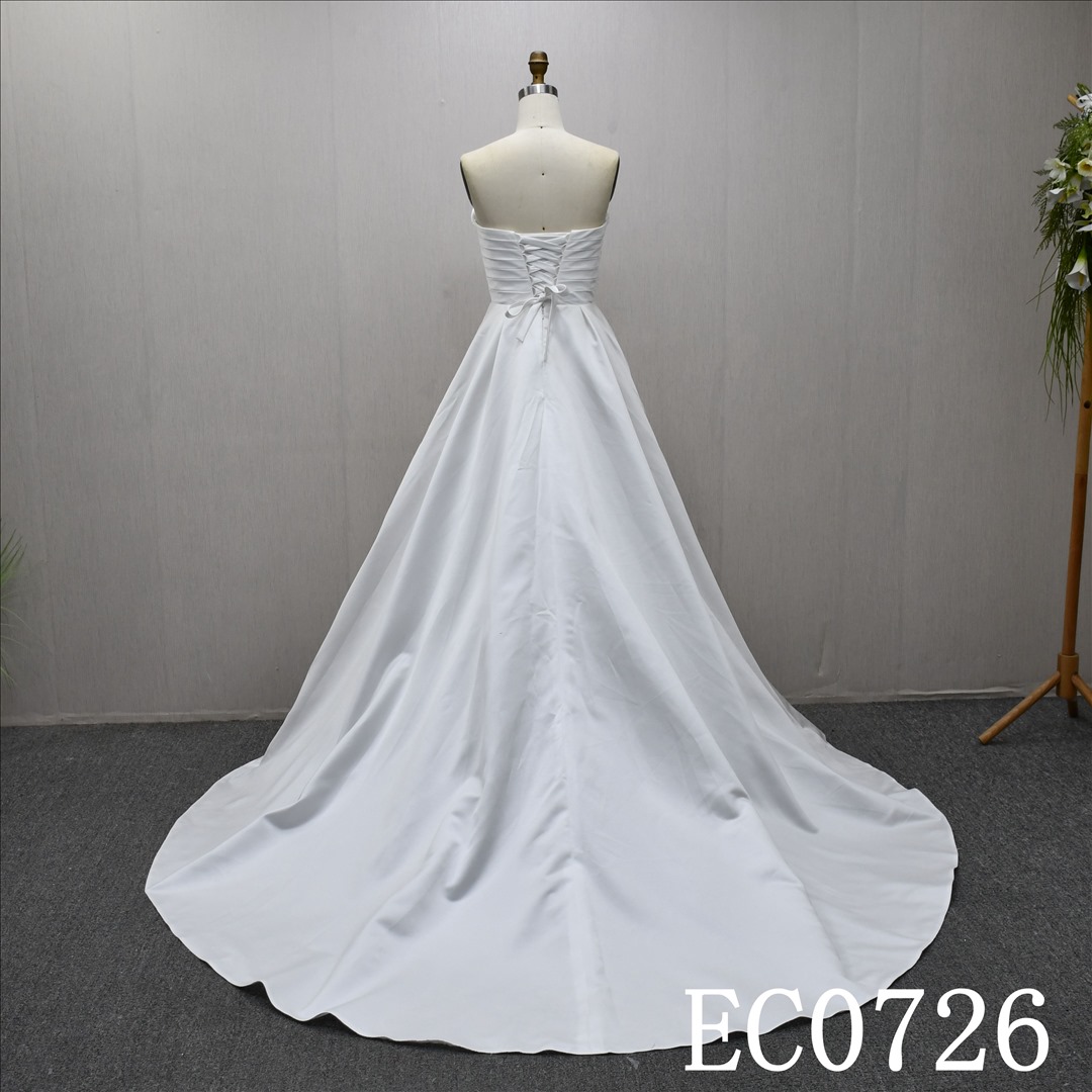 This Tulle A-line Sweetheart dress features a simple design with Beading