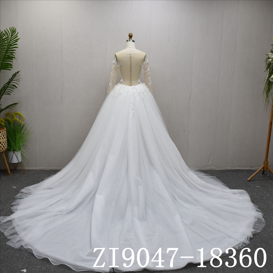 Mermaid Long Sleeves dress features a simple design with Lace Flower Two-Piece Set