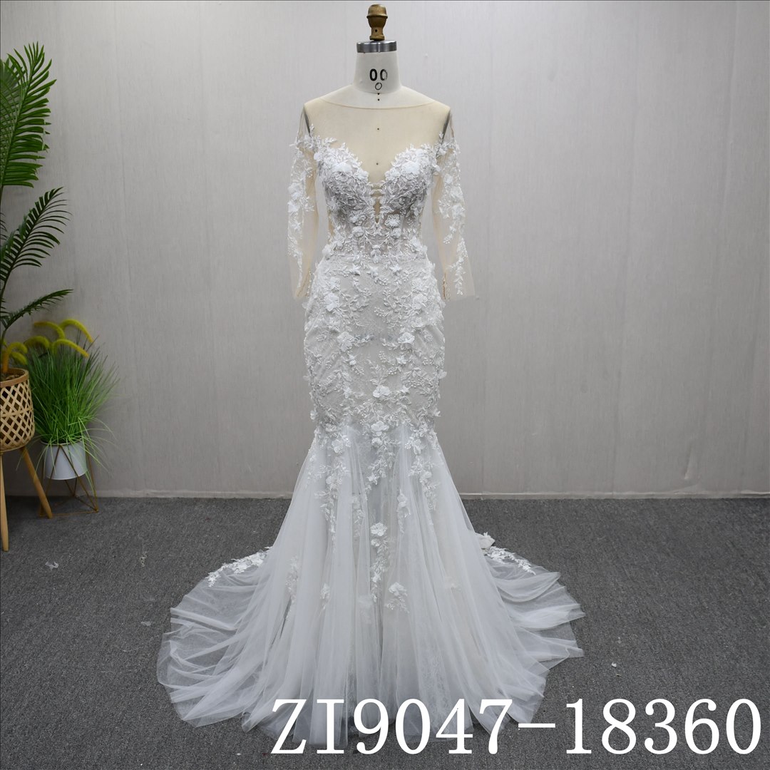Mermaid Long Sleeves dress features a simple design with Lace Flower Two-Piece Set
