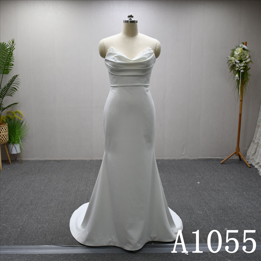 Mermaid  Sweetheart dress features a simple design With Beading Bow