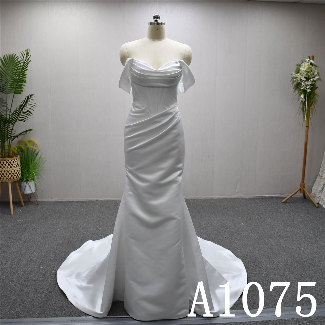 Mermaid Sweetheart dress features a simple design With Off Shoulder