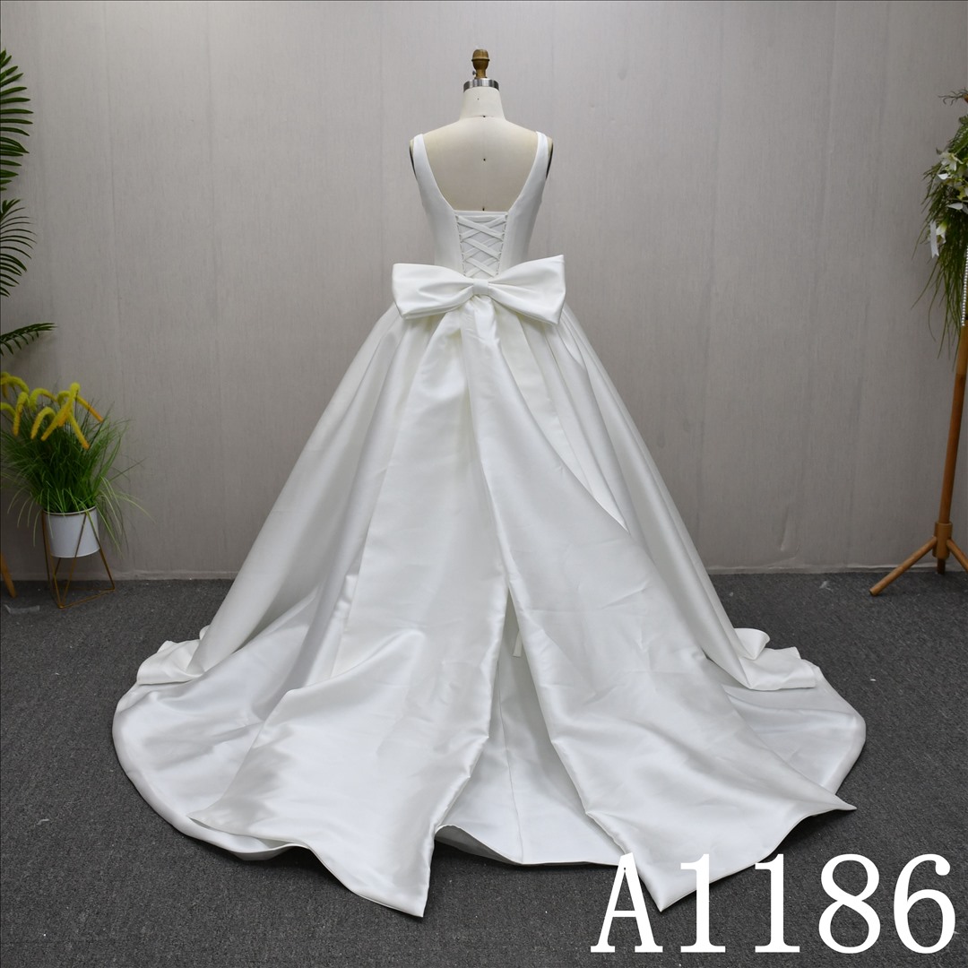Guangzhou Bridal Dress Factory Ball gown Boat necklinedress features  simple Bow