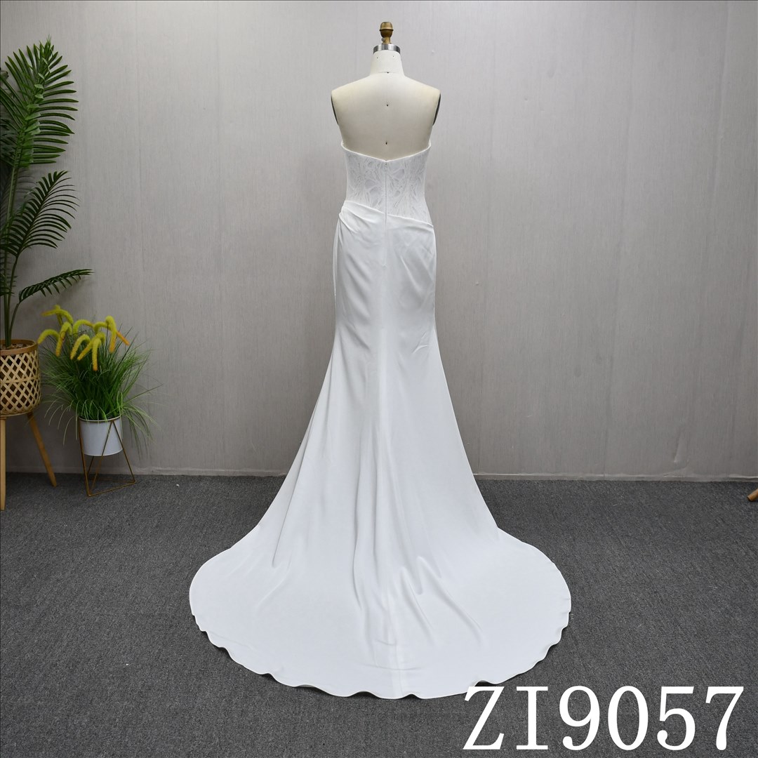 Bridal Dress Factory Stock Mermaid Boat Neck Simple dress features With  Lace Flower