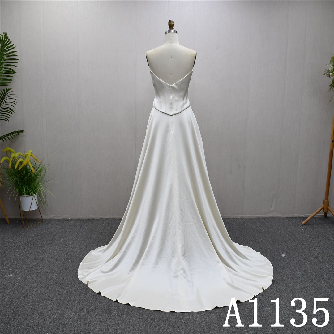 China Bridal Dress Factory  Aline Boat neck Simple dress features