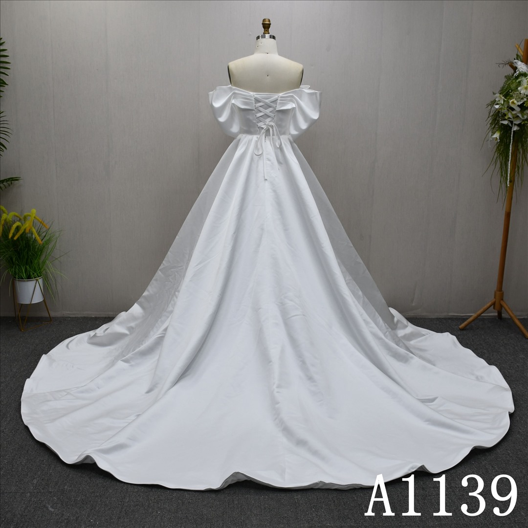 China Bridal Dress Factory  Aline Sweetheart Simple dress features