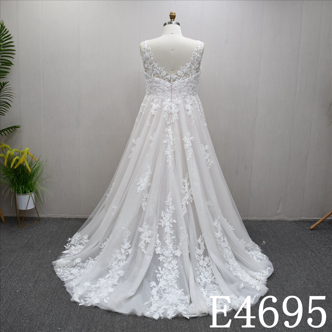 Bridal Dress Factory  A-lined Square collar Simple dress features Lace