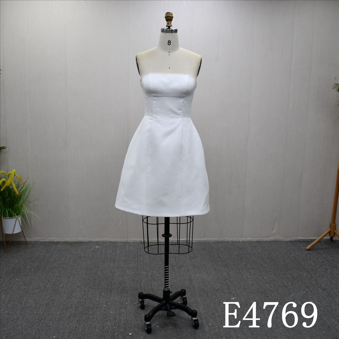 China Bridal Dress Factory  A-lined  Boatneck   Simple dress features